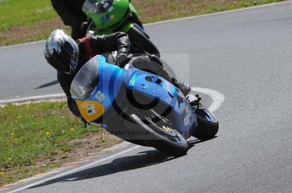 enduro digital images, endurodigitalimages, event digital images, eventdigitalimages, no limits, peter wileman photography, racing digital images, trackday digital images, trackday photos, vmcc banbury run