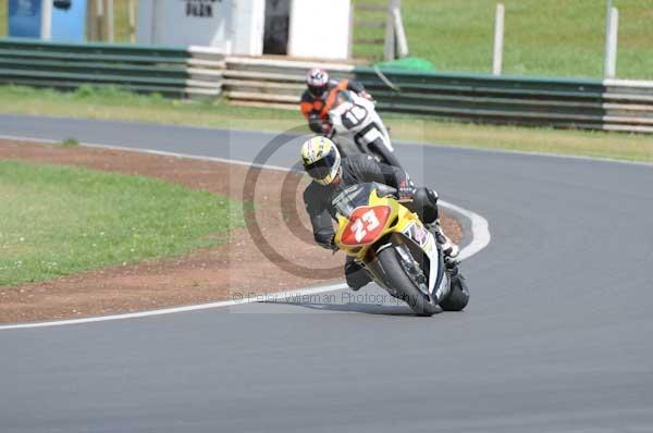 enduro digital images, endurodigitalimages, event digital images, eventdigitalimages, no limits, peter wileman photography, racing digital images, trackday digital images, trackday photos, vmcc banbury run