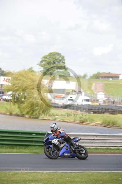 enduro digital images, endurodigitalimages, event digital images, eventdigitalimages, no limits, peter wileman photography, racing digital images, trackday digital images, trackday photos, vmcc banbury run