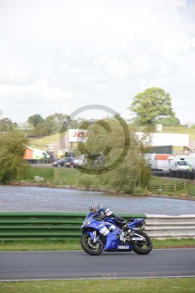 enduro digital images, endurodigitalimages, event digital images, eventdigitalimages, no limits, peter wileman photography, racing digital images, trackday digital images, trackday photos, vmcc banbury run