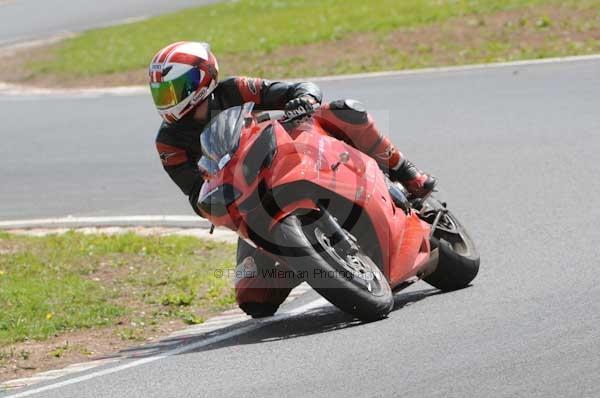 enduro digital images, endurodigitalimages, event digital images, eventdigitalimages, no limits, peter wileman photography, racing digital images, trackday digital images, trackday photos, vmcc banbury run