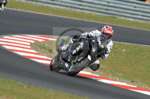 enduro digital images, endurodigitalimages, event digital images, eventdigitalimages, no limits, peter wileman photography, racing digital images, trackday digital images, trackday photos, vmcc banbury run