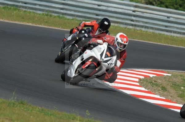 enduro digital images, endurodigitalimages, event digital images, eventdigitalimages, no limits, peter wileman photography, racing digital images, trackday digital images, trackday photos, vmcc banbury run