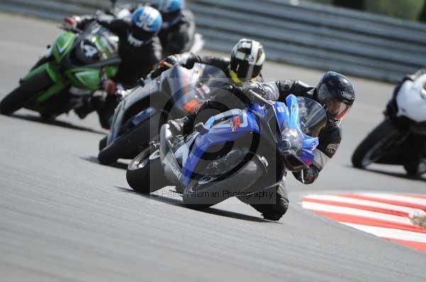 enduro digital images, endurodigitalimages, event digital images, eventdigitalimages, no limits, peter wileman photography, racing digital images, trackday digital images, trackday photos, vmcc banbury run