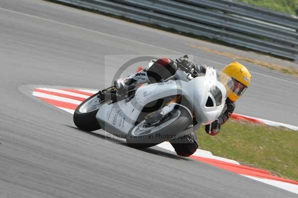 enduro digital images, endurodigitalimages, event digital images, eventdigitalimages, no limits, peter wileman photography, racing digital images, trackday digital images, trackday photos, vmcc banbury run