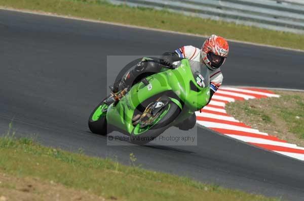 enduro digital images, endurodigitalimages, event digital images, eventdigitalimages, no limits, peter wileman photography, racing digital images, trackday digital images, trackday photos, vmcc banbury run
