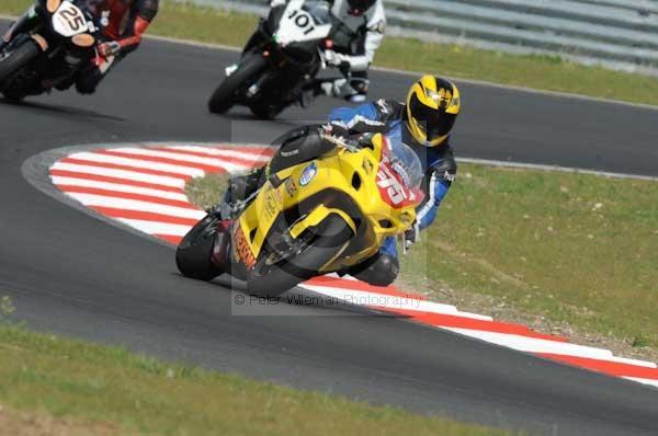 enduro digital images, endurodigitalimages, event digital images, eventdigitalimages, no limits, peter wileman photography, racing digital images, trackday digital images, trackday photos, vmcc banbury run