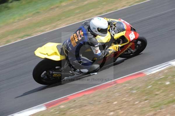 enduro digital images, endurodigitalimages, event digital images, eventdigitalimages, no limits, peter wileman photography, racing digital images, trackday digital images, trackday photos, vmcc banbury run