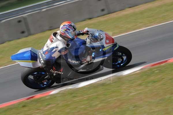 enduro digital images, endurodigitalimages, event digital images, eventdigitalimages, no limits, peter wileman photography, racing digital images, trackday digital images, trackday photos, vmcc banbury run