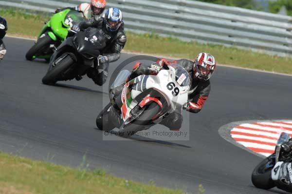 enduro digital images, endurodigitalimages, event digital images, eventdigitalimages, no limits, peter wileman photography, racing digital images, trackday digital images, trackday photos, vmcc banbury run