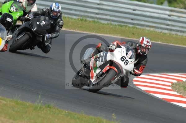 enduro digital images, endurodigitalimages, event digital images, eventdigitalimages, no limits, peter wileman photography, racing digital images, trackday digital images, trackday photos, vmcc banbury run