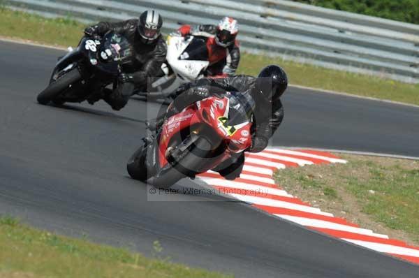 enduro digital images, endurodigitalimages, event digital images, eventdigitalimages, no limits, peter wileman photography, racing digital images, trackday digital images, trackday photos, vmcc banbury run