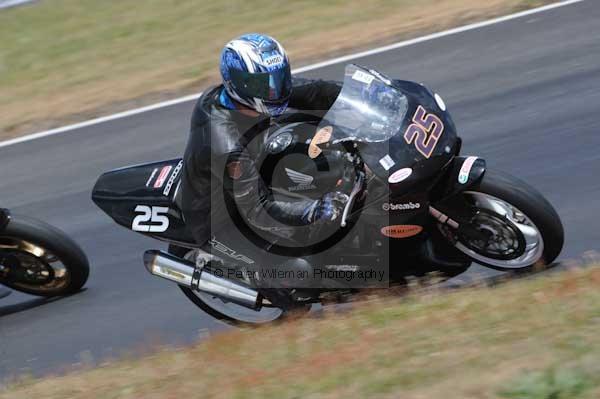 enduro digital images, endurodigitalimages, event digital images, eventdigitalimages, no limits, peter wileman photography, racing digital images, trackday digital images, trackday photos, vmcc banbury run