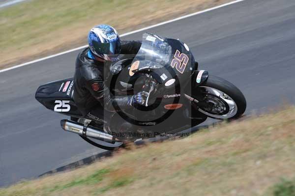 enduro digital images, endurodigitalimages, event digital images, eventdigitalimages, no limits, peter wileman photography, racing digital images, trackday digital images, trackday photos, vmcc banbury run