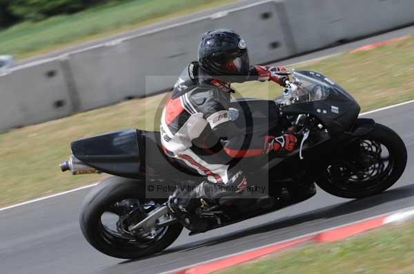 enduro digital images, endurodigitalimages, event digital images, eventdigitalimages, no limits, peter wileman photography, racing digital images, trackday digital images, trackday photos, vmcc banbury run