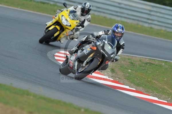 enduro digital images, endurodigitalimages, event digital images, eventdigitalimages, no limits, peter wileman photography, racing digital images, trackday digital images, trackday photos, vmcc banbury run