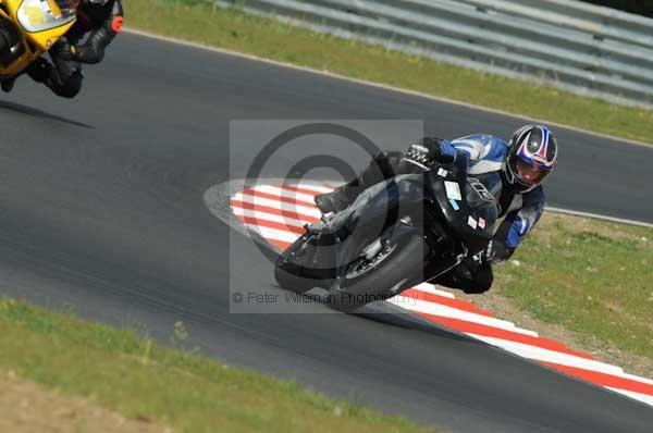 enduro digital images, endurodigitalimages, event digital images, eventdigitalimages, no limits, peter wileman photography, racing digital images, trackday digital images, trackday photos, vmcc banbury run