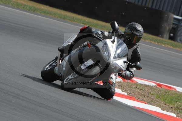 enduro digital images, endurodigitalimages, event digital images, eventdigitalimages, no limits, peter wileman photography, racing digital images, trackday digital images, trackday photos, vmcc banbury run