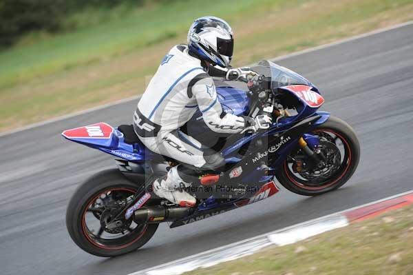 enduro digital images, endurodigitalimages, event digital images, eventdigitalimages, no limits, peter wileman photography, racing digital images, trackday digital images, trackday photos, vmcc banbury run