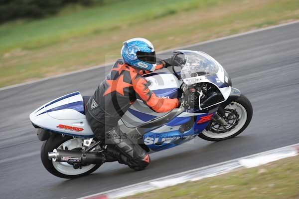 enduro digital images, endurodigitalimages, event digital images, eventdigitalimages, no limits, peter wileman photography, racing digital images, trackday digital images, trackday photos, vmcc banbury run