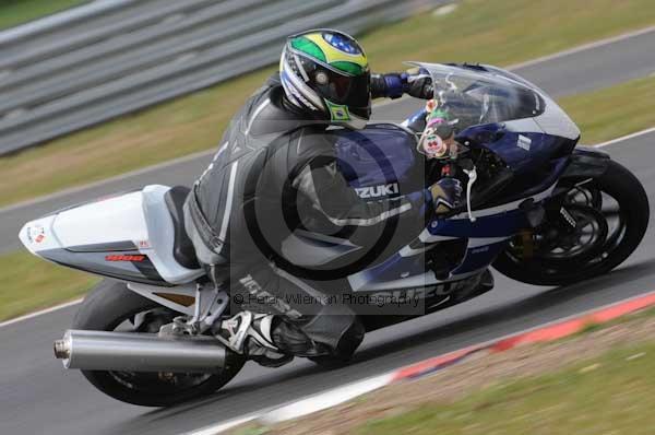 enduro digital images, endurodigitalimages, event digital images, eventdigitalimages, no limits, peter wileman photography, racing digital images, trackday digital images, trackday photos, vmcc banbury run