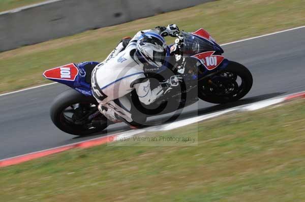 enduro digital images, endurodigitalimages, event digital images, eventdigitalimages, no limits, peter wileman photography, racing digital images, trackday digital images, trackday photos, vmcc banbury run