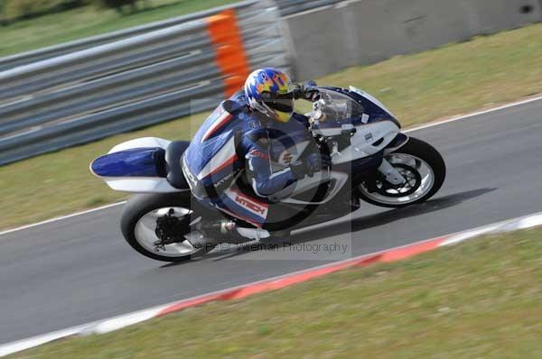 enduro digital images, endurodigitalimages, event digital images, eventdigitalimages, no limits, peter wileman photography, racing digital images, trackday digital images, trackday photos, vmcc banbury run