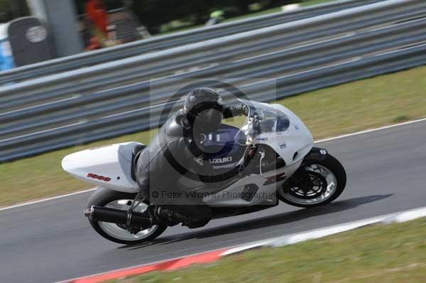 enduro digital images, endurodigitalimages, event digital images, eventdigitalimages, no limits, peter wileman photography, racing digital images, trackday digital images, trackday photos, vmcc banbury run
