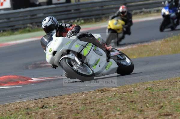 enduro digital images, endurodigitalimages, event digital images, eventdigitalimages, no limits, peter wileman photography, racing digital images, trackday digital images, trackday photos, vmcc banbury run
