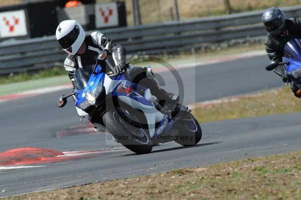 enduro digital images, endurodigitalimages, event digital images, eventdigitalimages, no limits, peter wileman photography, racing digital images, trackday digital images, trackday photos, vmcc banbury run