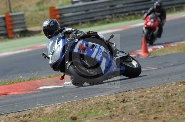 enduro digital images, endurodigitalimages, event digital images, eventdigitalimages, no limits, peter wileman photography, racing digital images, trackday digital images, trackday photos, vmcc banbury run