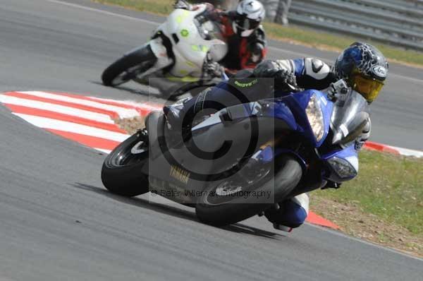 enduro digital images, endurodigitalimages, event digital images, eventdigitalimages, no limits, peter wileman photography, racing digital images, trackday digital images, trackday photos, vmcc banbury run