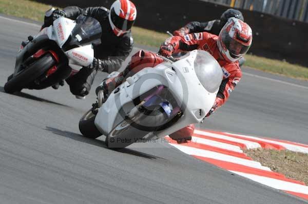 enduro digital images, endurodigitalimages, event digital images, eventdigitalimages, no limits, peter wileman photography, racing digital images, trackday digital images, trackday photos, vmcc banbury run