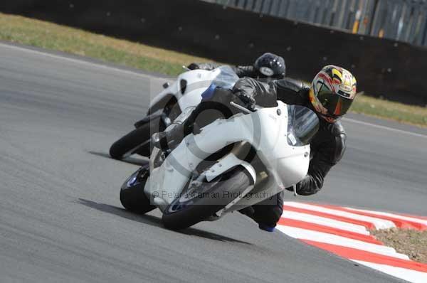 enduro digital images, endurodigitalimages, event digital images, eventdigitalimages, no limits, peter wileman photography, racing digital images, trackday digital images, trackday photos, vmcc banbury run