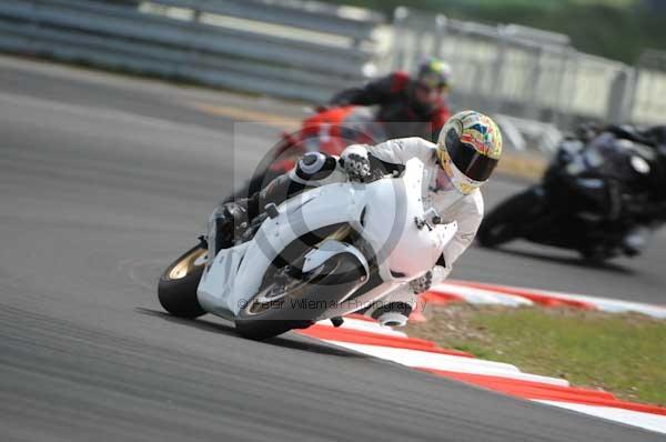 enduro digital images, endurodigitalimages, event digital images, eventdigitalimages, no limits, peter wileman photography, racing digital images, trackday digital images, trackday photos, vmcc banbury run