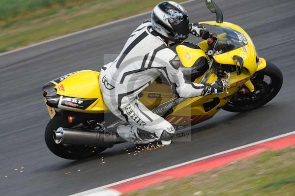 enduro digital images, endurodigitalimages, event digital images, eventdigitalimages, no limits, peter wileman photography, racing digital images, trackday digital images, trackday photos, vmcc banbury run