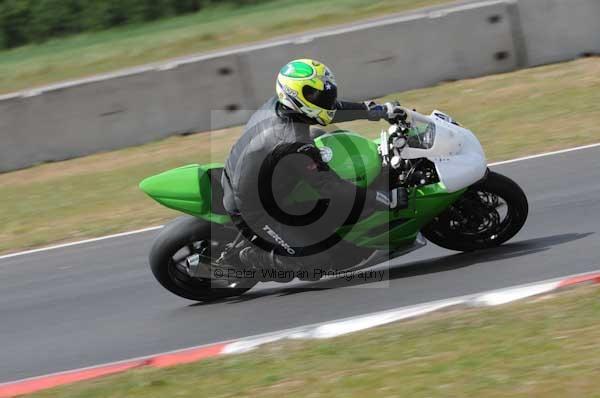 enduro digital images, endurodigitalimages, event digital images, eventdigitalimages, no limits, peter wileman photography, racing digital images, trackday digital images, trackday photos, vmcc banbury run