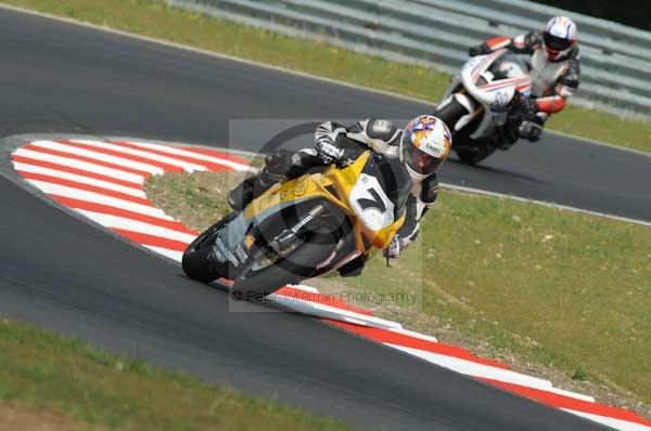 enduro digital images, endurodigitalimages, event digital images, eventdigitalimages, no limits, peter wileman photography, racing digital images, trackday digital images, trackday photos, vmcc banbury run