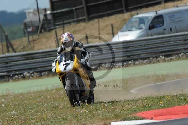 enduro digital images, endurodigitalimages, event digital images, eventdigitalimages, no limits, peter wileman photography, racing digital images, trackday digital images, trackday photos, vmcc banbury run