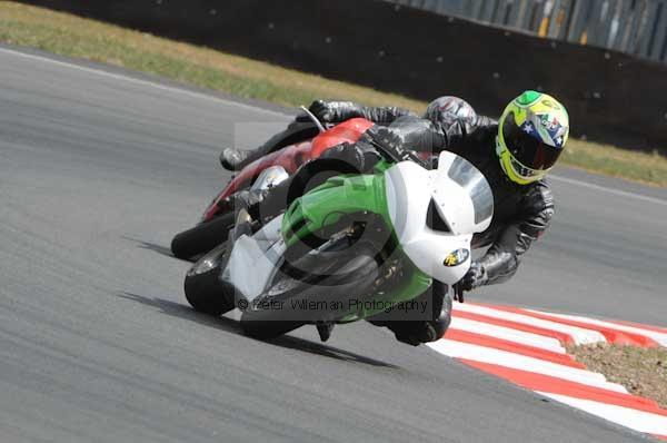 enduro digital images, endurodigitalimages, event digital images, eventdigitalimages, no limits, peter wileman photography, racing digital images, trackday digital images, trackday photos, vmcc banbury run