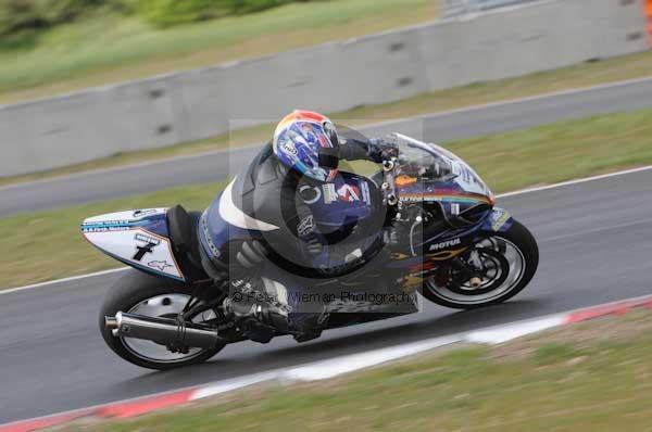 enduro digital images, endurodigitalimages, event digital images, eventdigitalimages, no limits, peter wileman photography, racing digital images, trackday digital images, trackday photos, vmcc banbury run