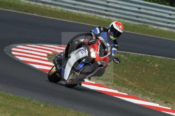 enduro digital images, endurodigitalimages, event digital images, eventdigitalimages, no limits, peter wileman photography, racing digital images, trackday digital images, trackday photos, vmcc banbury run