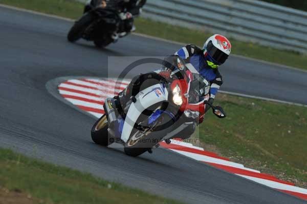 enduro digital images, endurodigitalimages, event digital images, eventdigitalimages, no limits, peter wileman photography, racing digital images, trackday digital images, trackday photos, vmcc banbury run