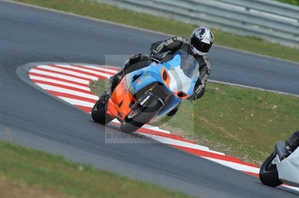 enduro digital images, endurodigitalimages, event digital images, eventdigitalimages, no limits, peter wileman photography, racing digital images, trackday digital images, trackday photos, vmcc banbury run