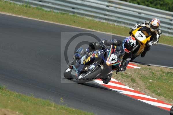 enduro digital images, endurodigitalimages, event digital images, eventdigitalimages, no limits, peter wileman photography, racing digital images, trackday digital images, trackday photos, vmcc banbury run