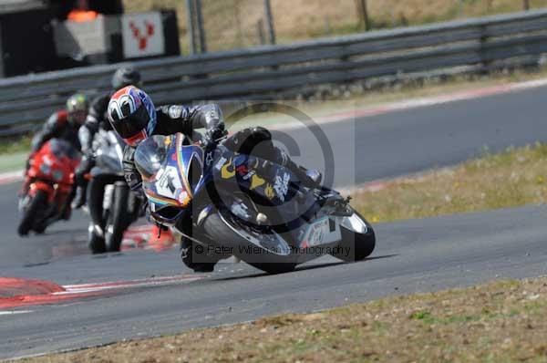 enduro digital images, endurodigitalimages, event digital images, eventdigitalimages, no limits, peter wileman photography, racing digital images, trackday digital images, trackday photos, vmcc banbury run