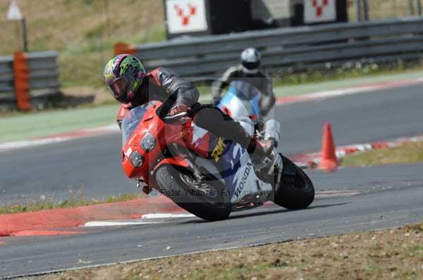 enduro digital images, endurodigitalimages, event digital images, eventdigitalimages, no limits, peter wileman photography, racing digital images, trackday digital images, trackday photos, vmcc banbury run