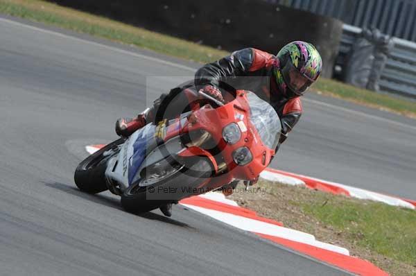 enduro digital images, endurodigitalimages, event digital images, eventdigitalimages, no limits, peter wileman photography, racing digital images, trackday digital images, trackday photos, vmcc banbury run