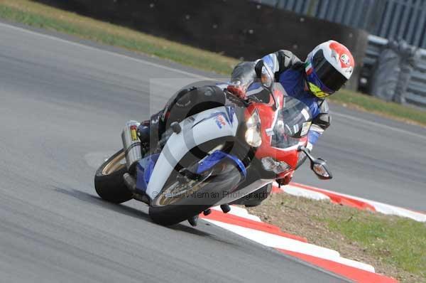 enduro digital images, endurodigitalimages, event digital images, eventdigitalimages, no limits, peter wileman photography, racing digital images, trackday digital images, trackday photos, vmcc banbury run