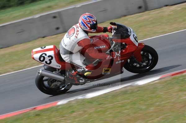 enduro digital images, endurodigitalimages, event digital images, eventdigitalimages, no limits, peter wileman photography, racing digital images, trackday digital images, trackday photos, vmcc banbury run